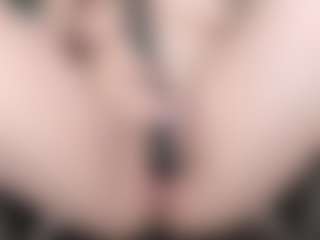 Live cam show with kellycarolina - Bedroom on Camsoda
