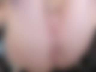 Live cam show with kellycarolina - Oil on Camsoda Late Night