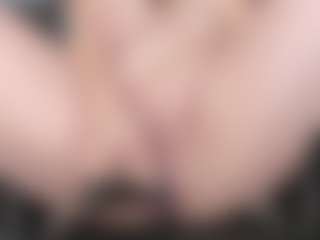 kellycarolina's Live Sex Cam Show