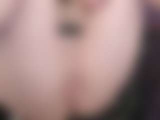 kellycarolina MILF webcam performer live streaming