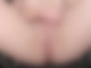 kellycarolina's Live Sex Cam Show