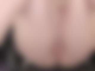 kellycarolina's Live Sex Cam Show