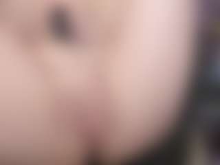 kellycarolina's Live Sex Cam Show