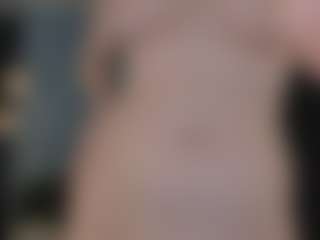 kellycarolina MILF webcam performer live streaming