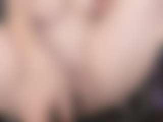 kellycarolina's Live Sex Cam Show