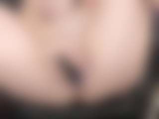 kellycarolina's Live Sex Cam Show