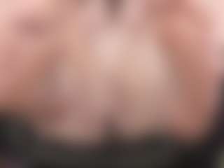kellycarolina's Live Sex Cam Show