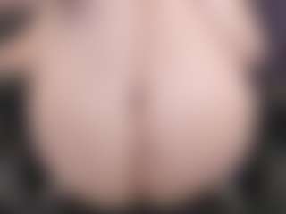 kellycarolina's Live Sex Cam Show
