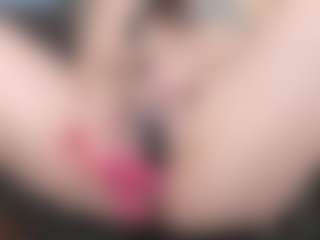 Live cam show with kellycarolina - Brown Hair Toys on Uber Horny