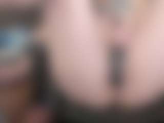 kellycarolina's Live Sex Cam Show