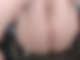 kellycarolina's Live Sex Cam Show