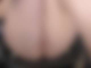 kellycarolina's Live Sex Cam Show