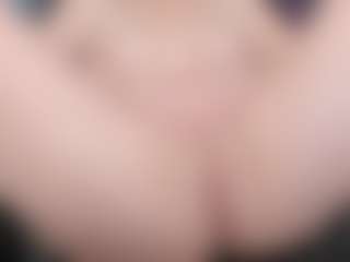 kellycarolina's Live Sex Cam Show