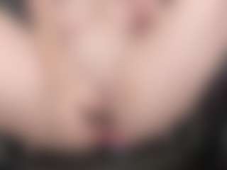 Live cam show with kellycarolina - Oil on Streamer API