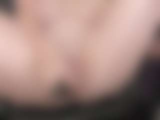 kellycarolina's Live Sex Cam Show