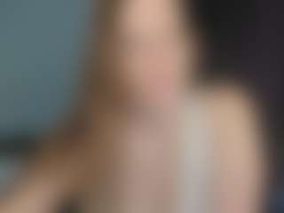 Live cam show with kellycarolina - Brown Hair on slutload