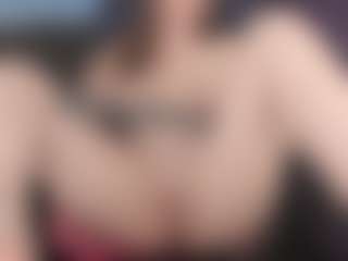 kellycarolina's Live Sex Cam Show