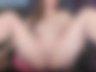 Live cam show with kellycarolina - Sexy on fuklive.com