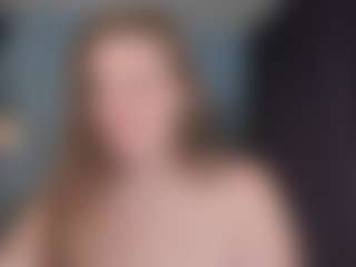 Live cam show with kellycarolina - Middle Aged on SxyPornLive