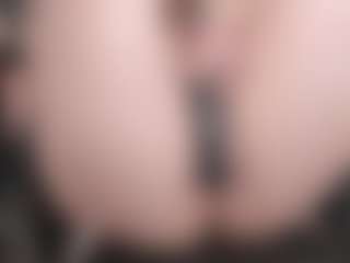 Live cam show with kellycarolina - Middle Aged on camgirlchat.live