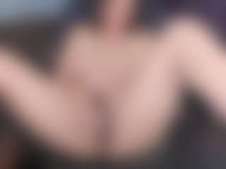 kellycarolina's Live Sex Cam Show