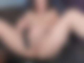kellycarolina's Live Sex Cam Show