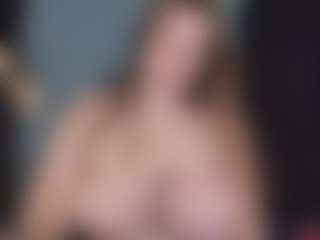 kellycarolina's Live Sex Cam Show