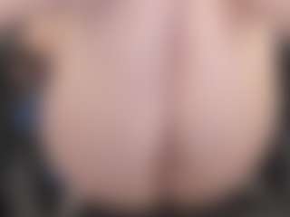 kellycarolina's Live Sex Cam Show