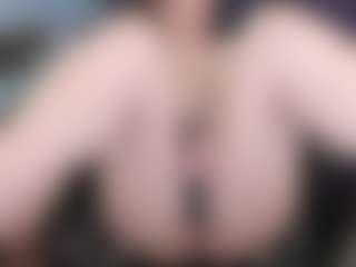 kellycarolina's Live Sex Cam Show