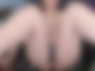 kellycarolina's Live Sex Cam Show