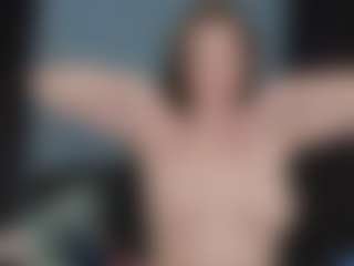 kellycarolina's Live Sex Cam Show