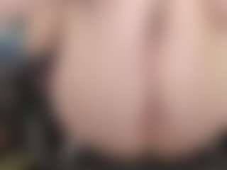kellycarolina's Live Sex Cam Show