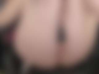 kellycarolina's Live Sex Cam Show