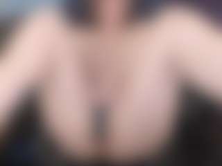 kellycarolina's Live Sex Cam Show