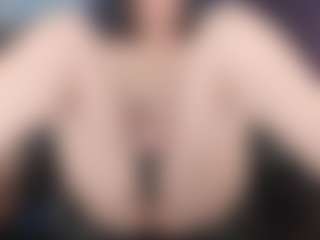 kellycarolina's Live Sex Cam Show