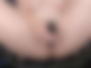 kellycarolina MILF webcam performer live streaming