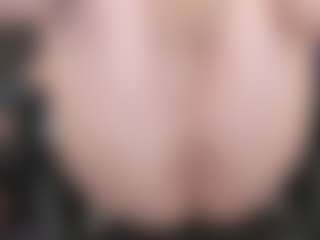 kellycarolina's Live Sex Cam Show