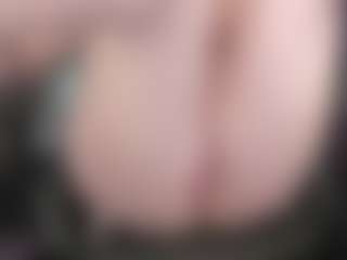 Live cam show with kellycarolina - Middle Aged on AdultVida.com
