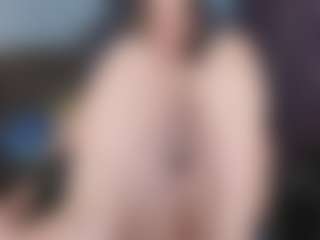 kellycarolina's Live Sex Cam Show
