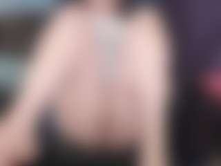 Live cam show with kellycarolina - Bedroom on Uber Horny