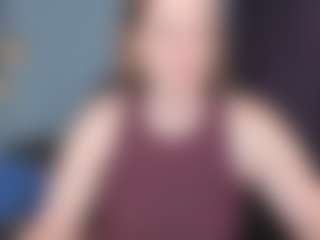 Live cam show with KellyCarolina - Oil on livesuperchat.net