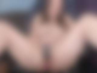 Live cam show with KellyCarolina - Average on Camsoda