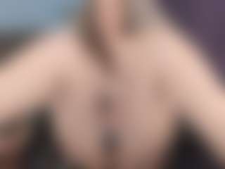 KellyCarolina's Live Sex Cam Show
