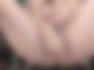 KellyCarolina's Live Sex Cam Show
