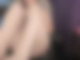 KellyCarolina's Live Sex Cam Show