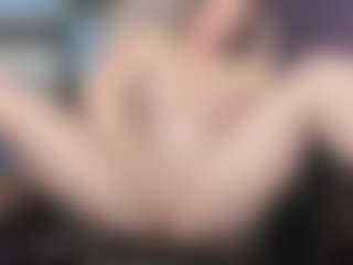 KellyCarolina's Live Sex Cam Show
