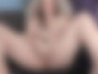 KellyCarolina's Live Sex Cam Show