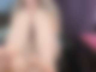 Live cam show with KellyCarolina - Wet on Camsoda
