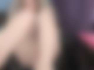 Live cam show with KellyCarolina - Fingerass on Camsoda