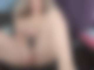 KellyCarolina's Live Sex Cam Show